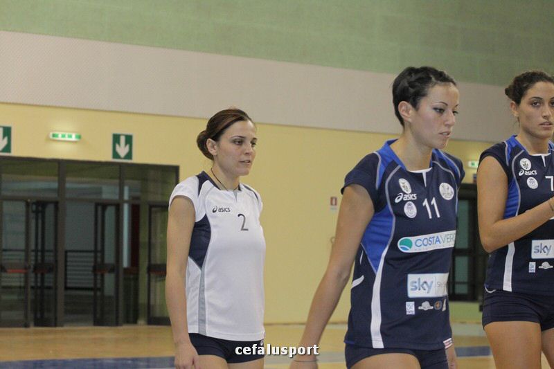 111030 volley 168_tn.jpg